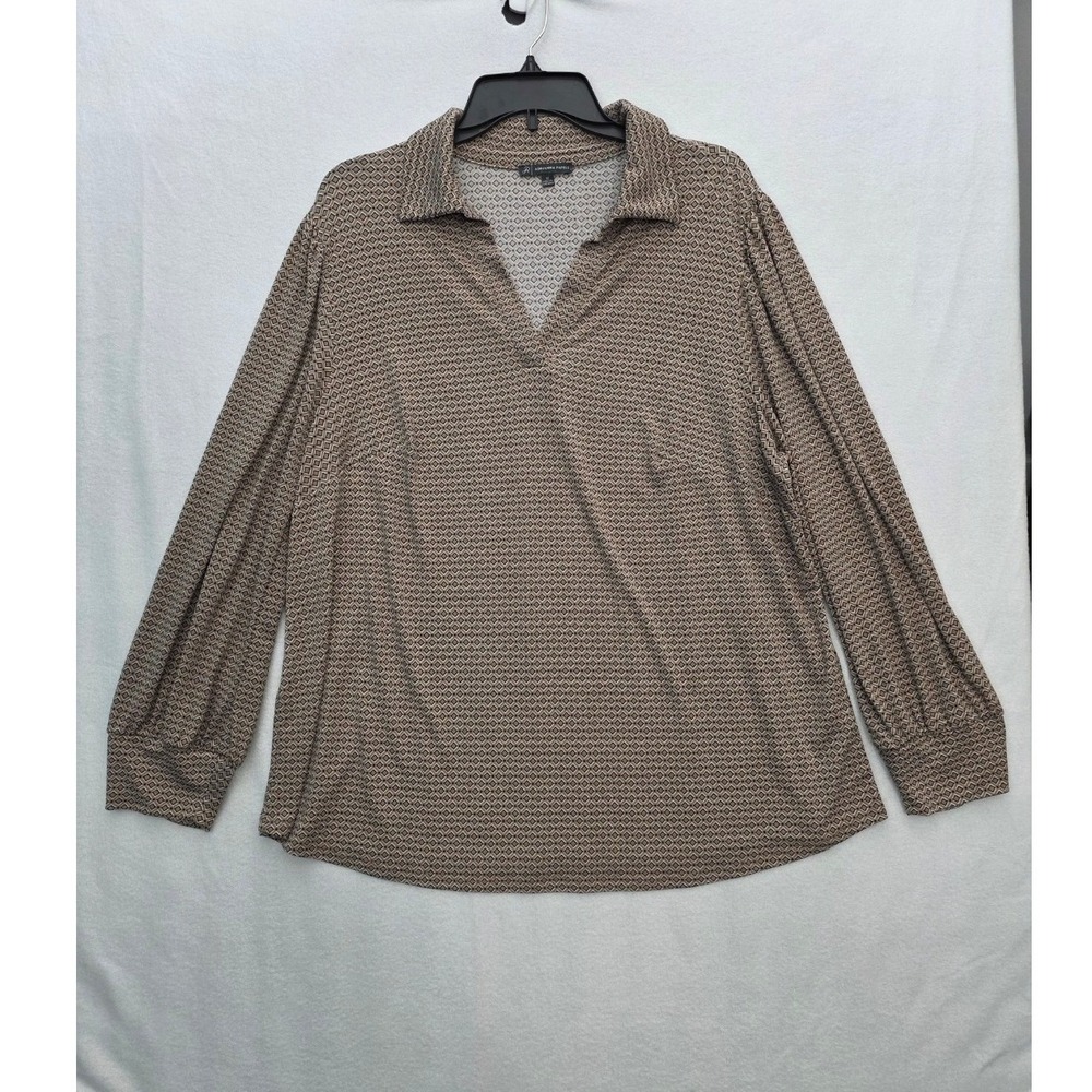 Adrianna Papell Geometric Diamond Print Blouse 1X Tan V-Neck Stretch Career Top